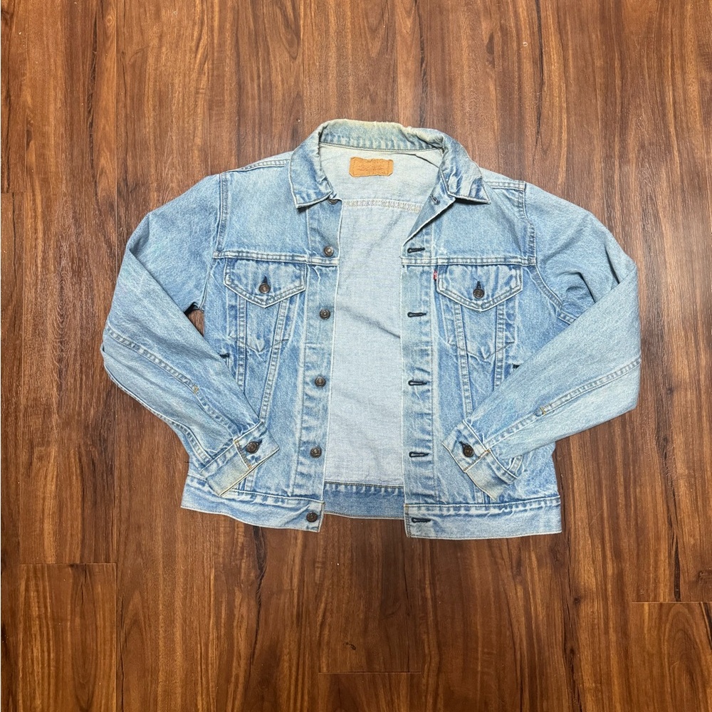 Vintage Levi’s denim jacket